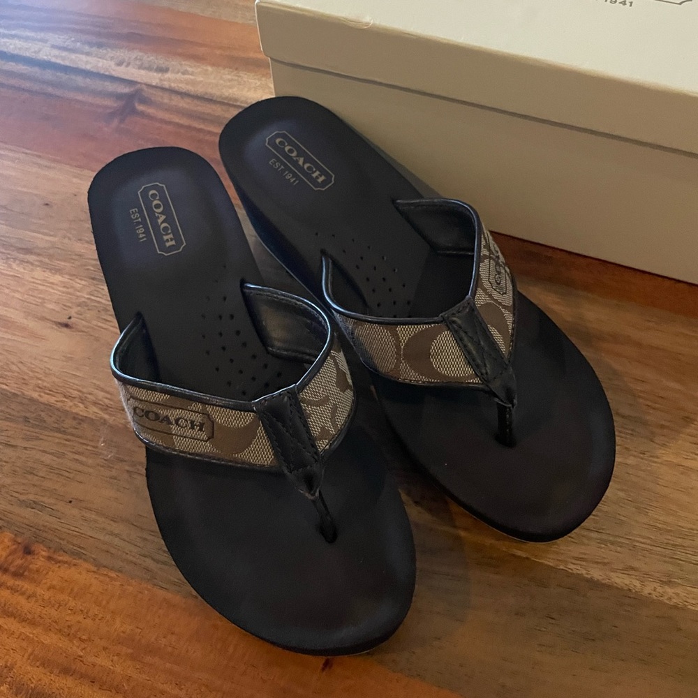 Coach Jaicee wedge sz 6